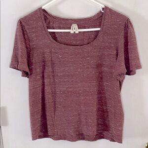 Pact heathered faded red short sleeve organic cotton t-shirt Size Small